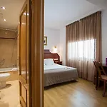 Zentral Ramiro I Hotel 4*