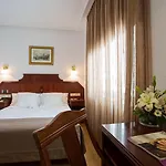 Zentral Ramiro I Hotel Oviédo