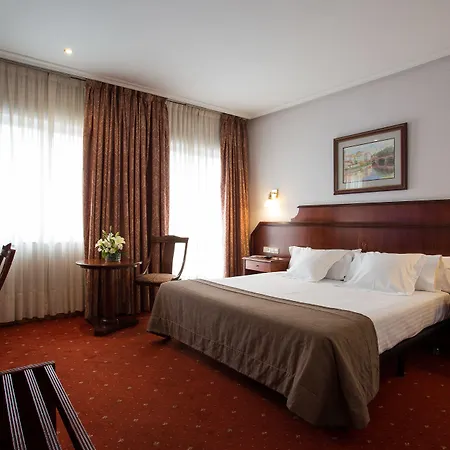 Zentral Ramiro I 4* Oviede