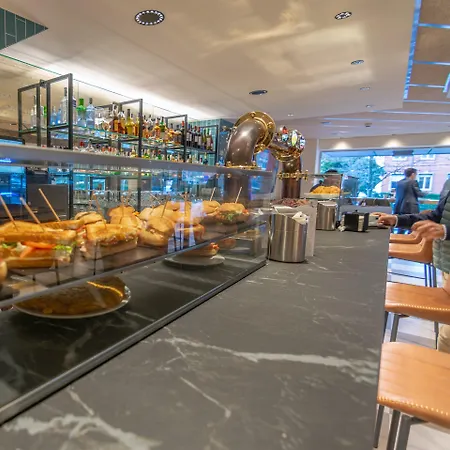 酒店 Zentral Ramiro I 4*