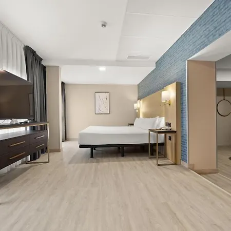 Zentral Ramiro I 4*