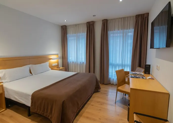 호텔 Zentral Ramiro I 4*