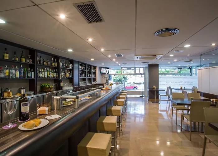 호텔 Zentral Ramiro I 4*